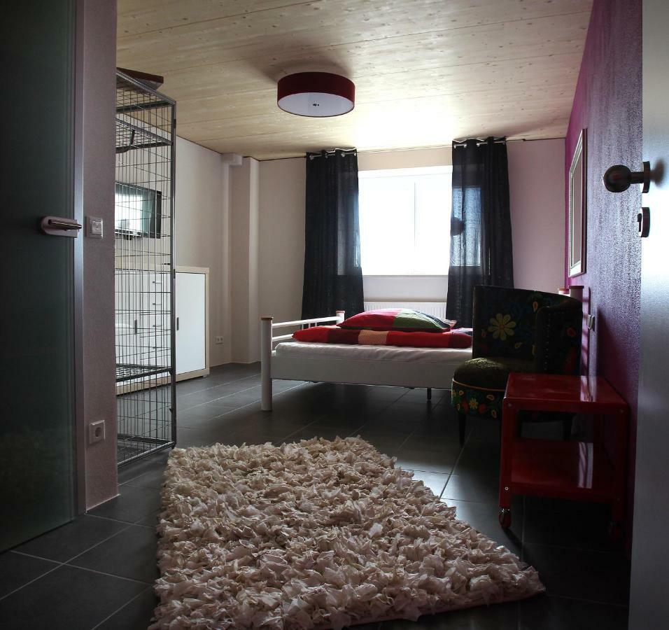 Lustra Stundenhotel - Adults Only Landshut Eksteriør billede